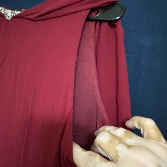 Mainstays Red Long Sleeve Cape Dress - Picture 3 of 8